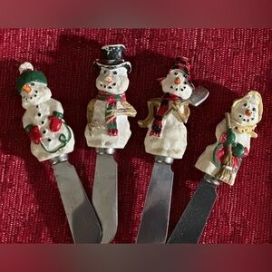Snowman Cheese Spreaders Set - Festive White and Red Utensils